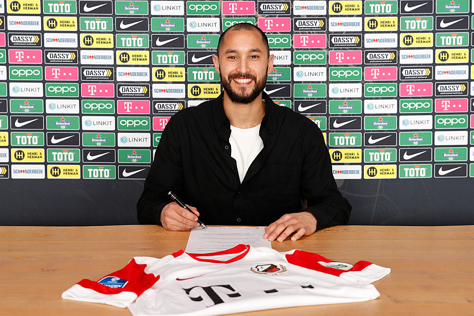 20210222 Mark Vd Maarel Contract 8189