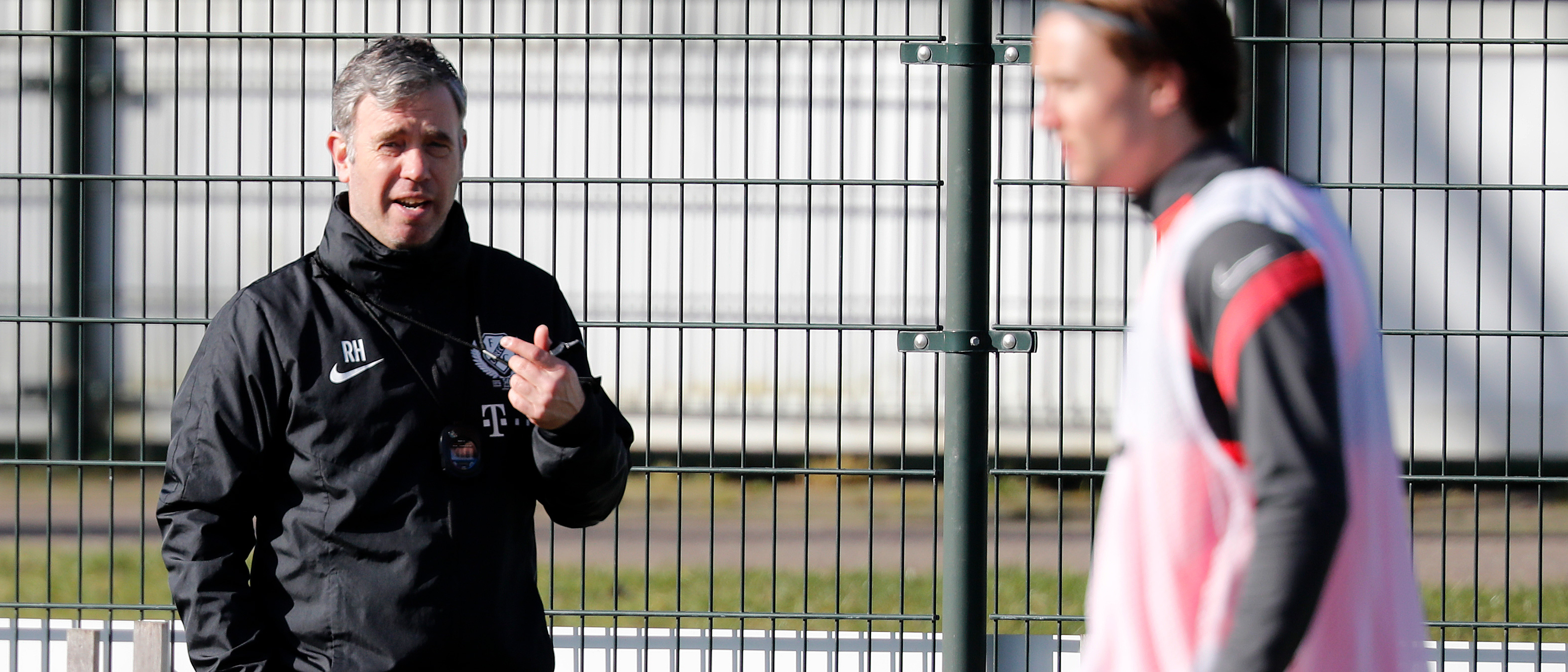 Hake: 'Met dezelfde houding en intensiteit het veld in'